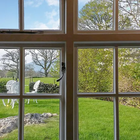 Holiday home Field House *